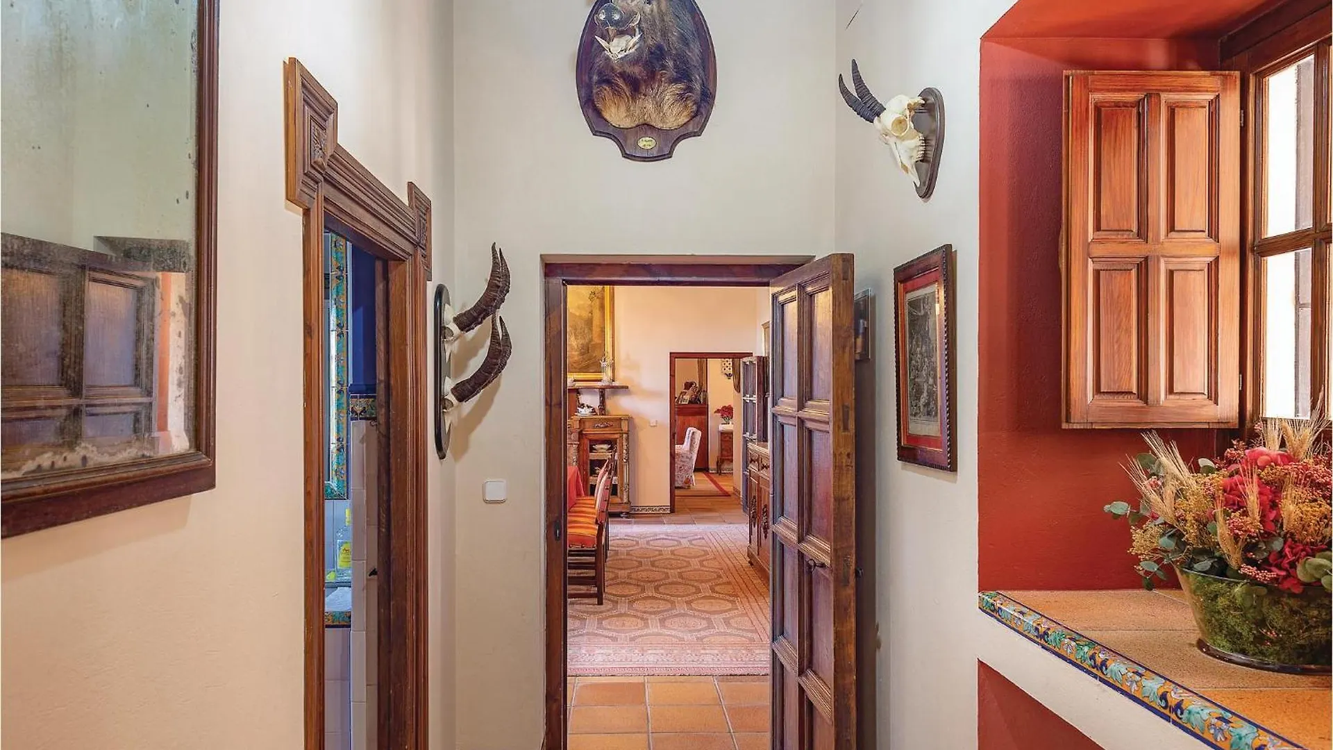 4 Bedroom Beautiful Home In El Garrobo 0*,