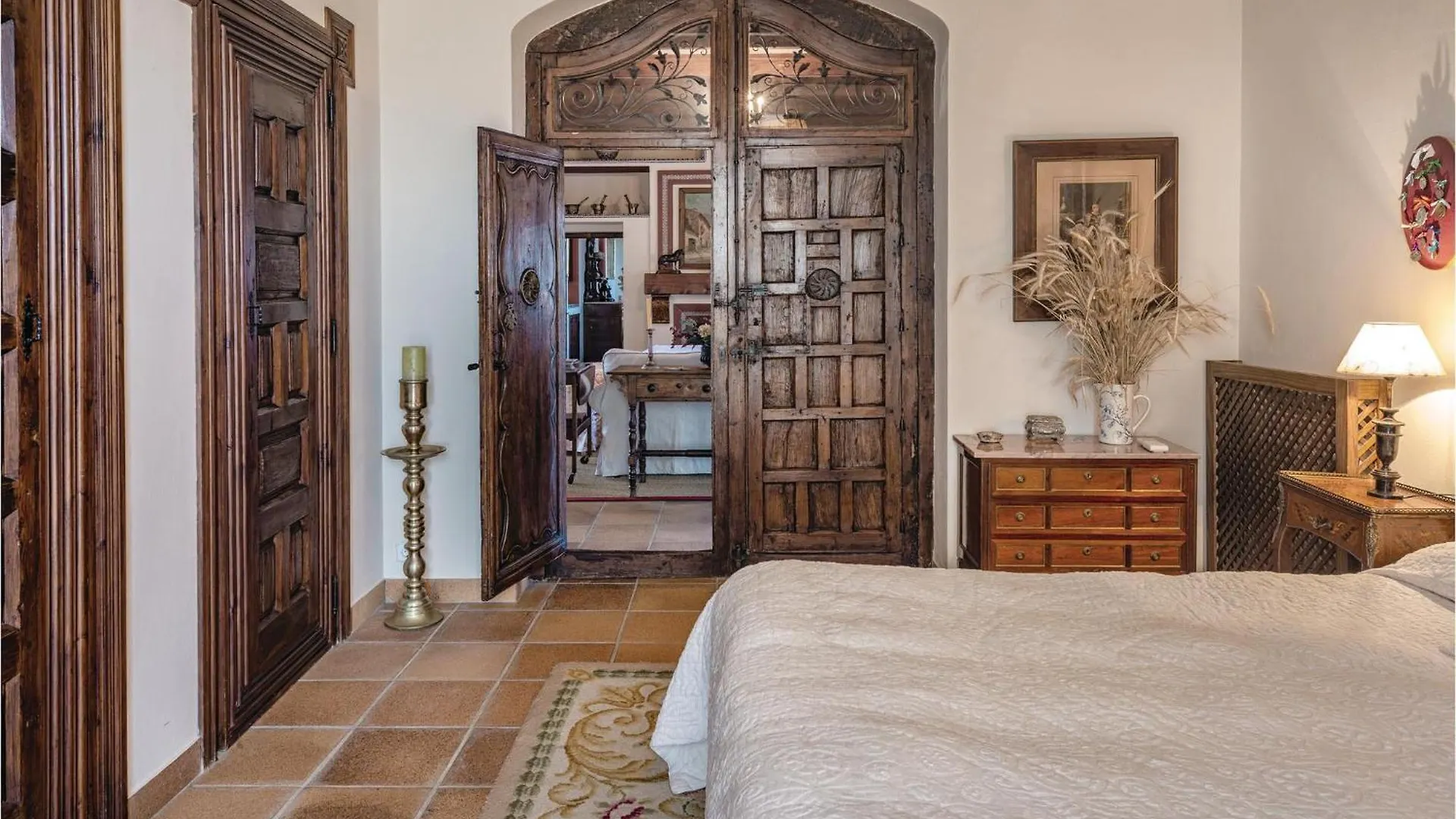 4 Bedroom Beautiful Home In El Garrobo