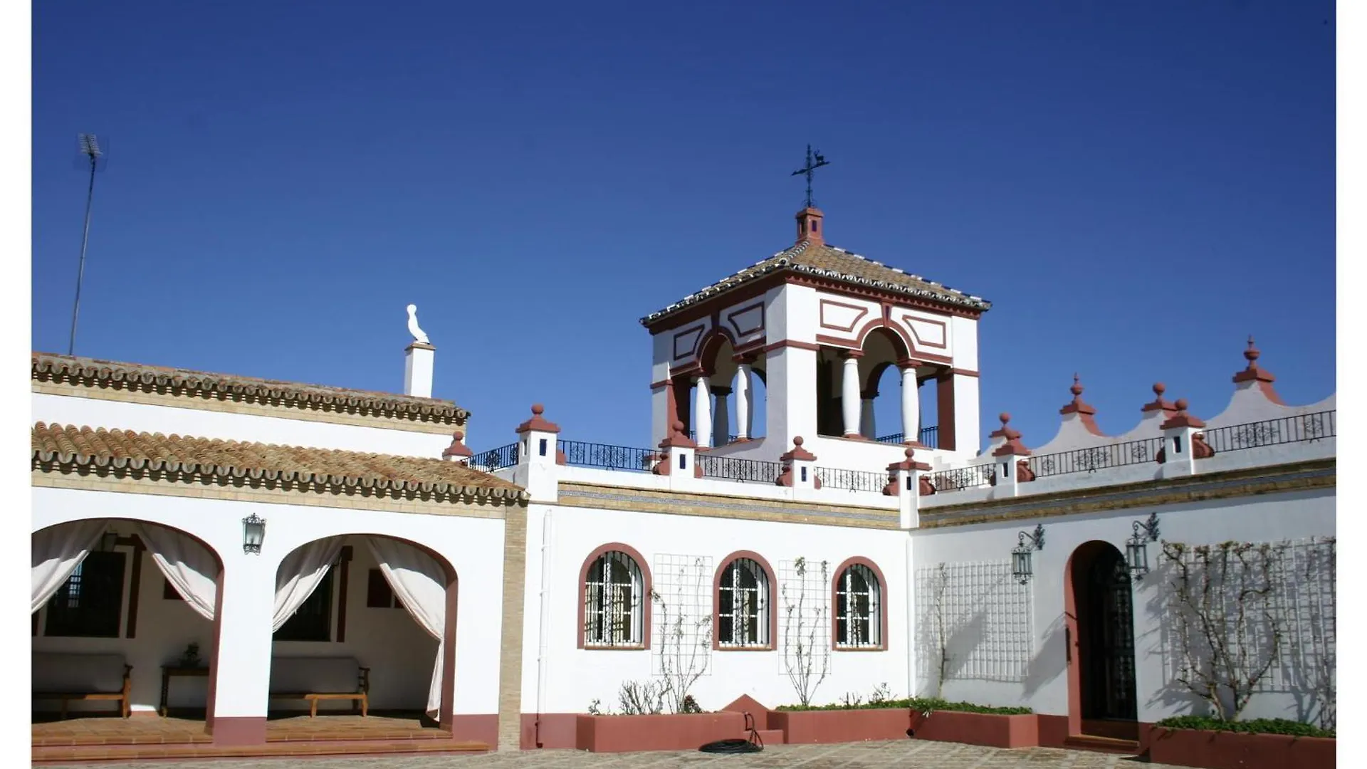 4 Bedroom Beautiful Home In El Garrobo Spain