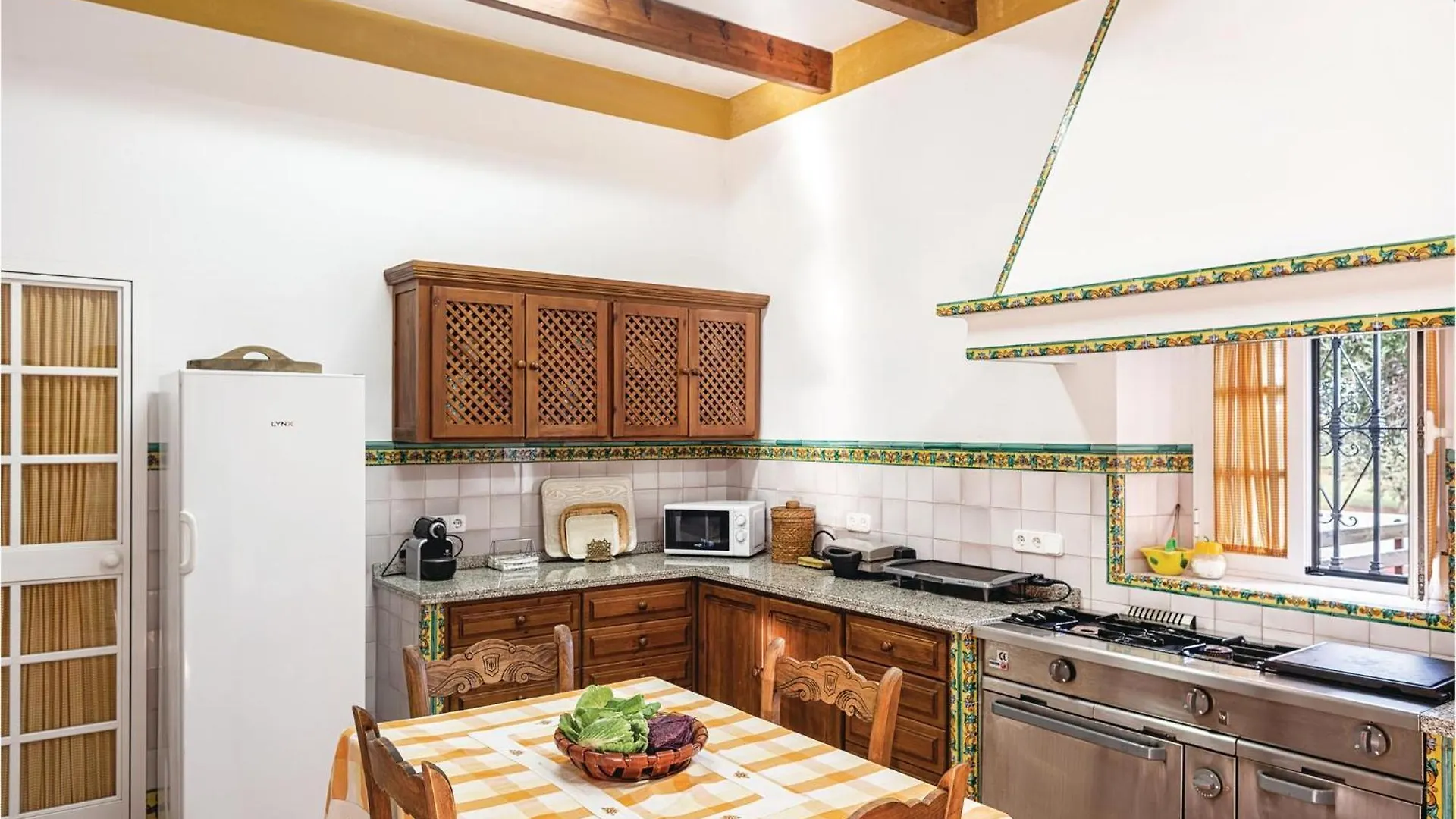 4 Bedroom Beautiful Home In El Garrobo 0*,  Spain