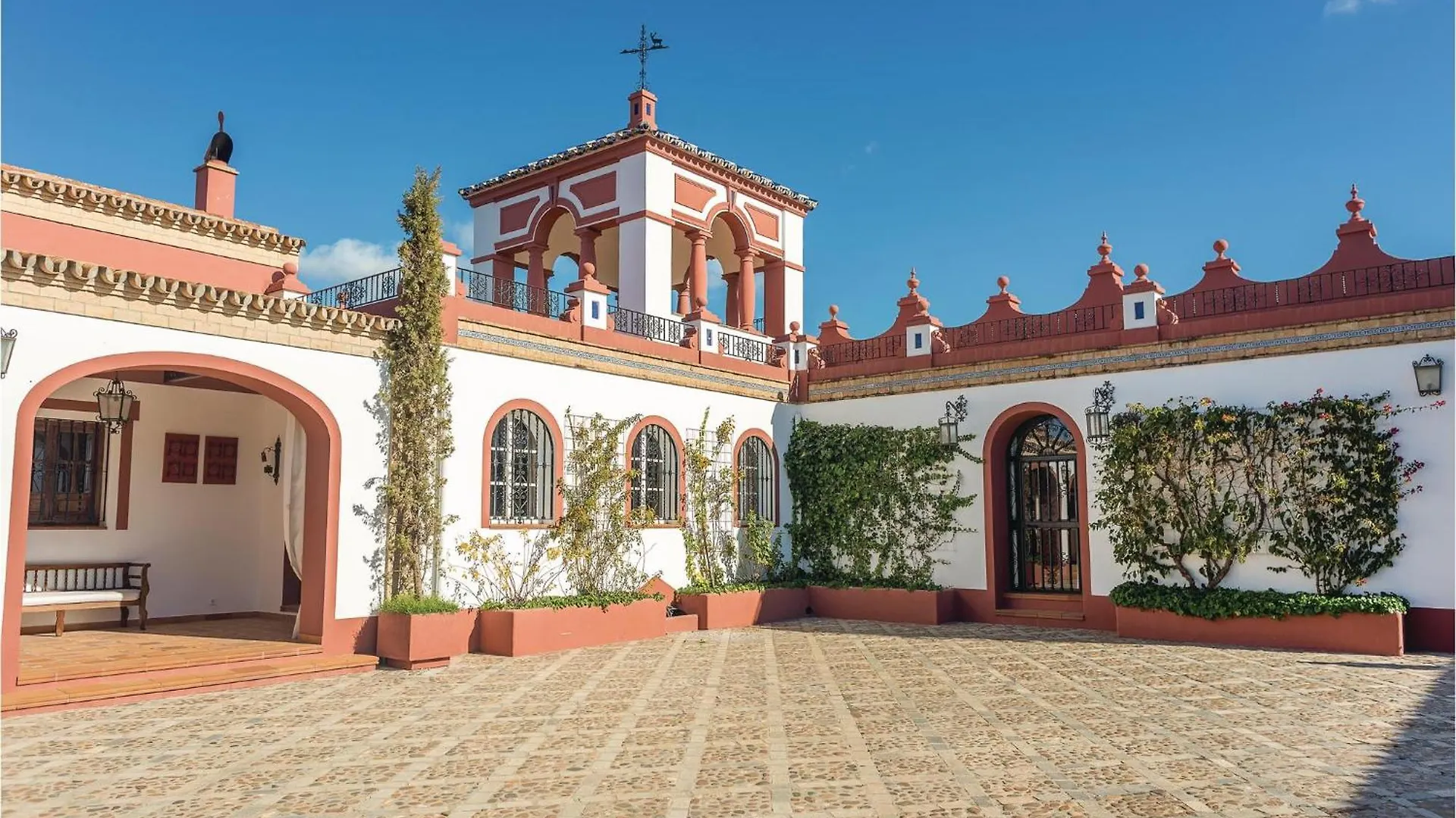Holiday home 4 Bedroom Beautiful Home In El Garrobo Spain